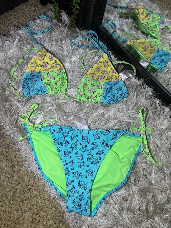 No Boundaries Other - -🌸5/$25🌸No Boundaries Printed Two Piece Bikini Swimsuit Size L/XL